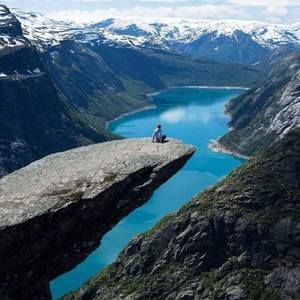 Meet your Posher, George